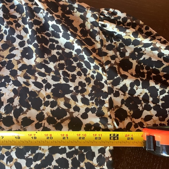 Sanctuary women’s animal print blouse women’s size small oversized office fall - Picture 10 of 11